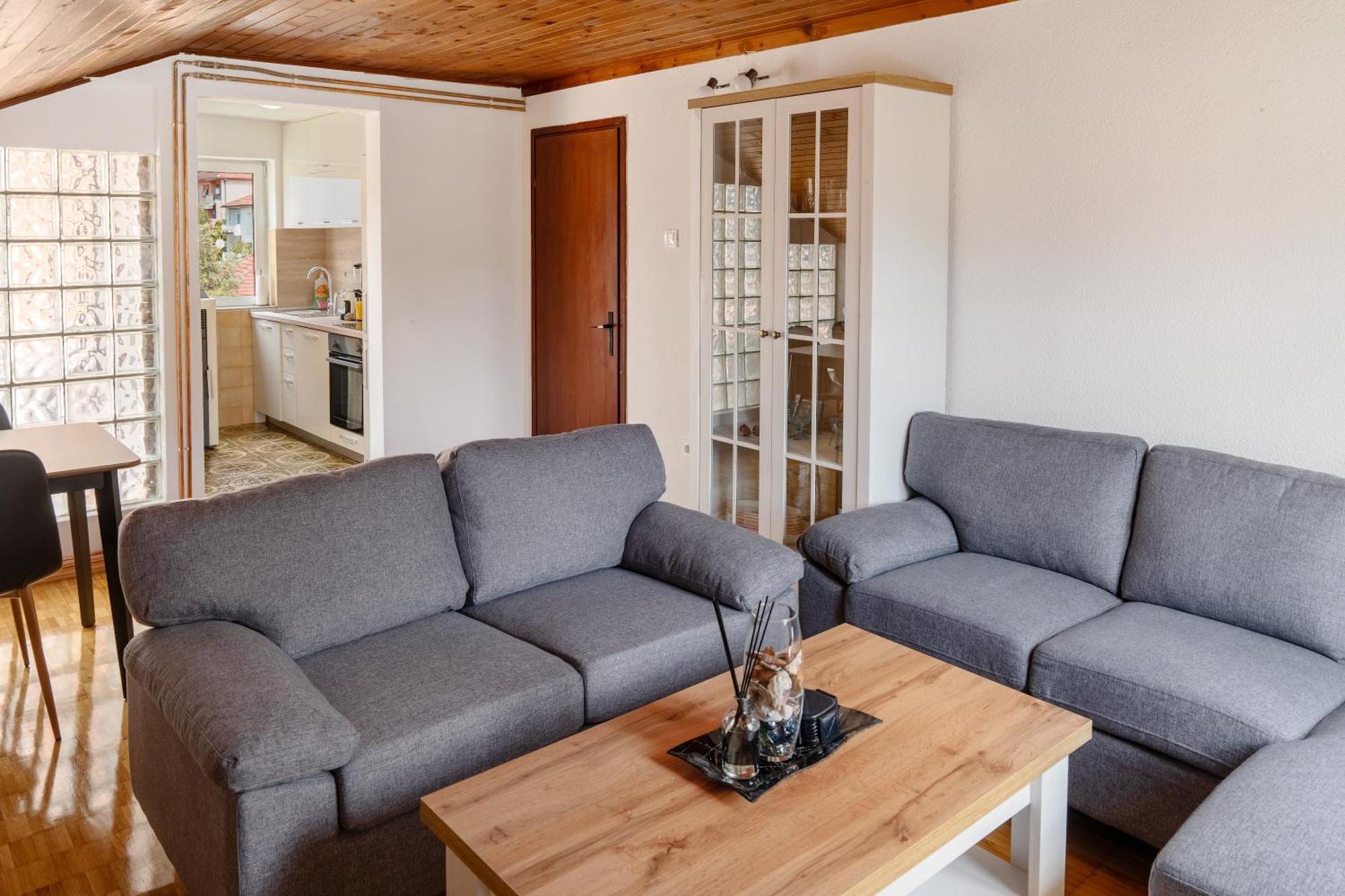 Apartment Busola Котор Екстериор снимка