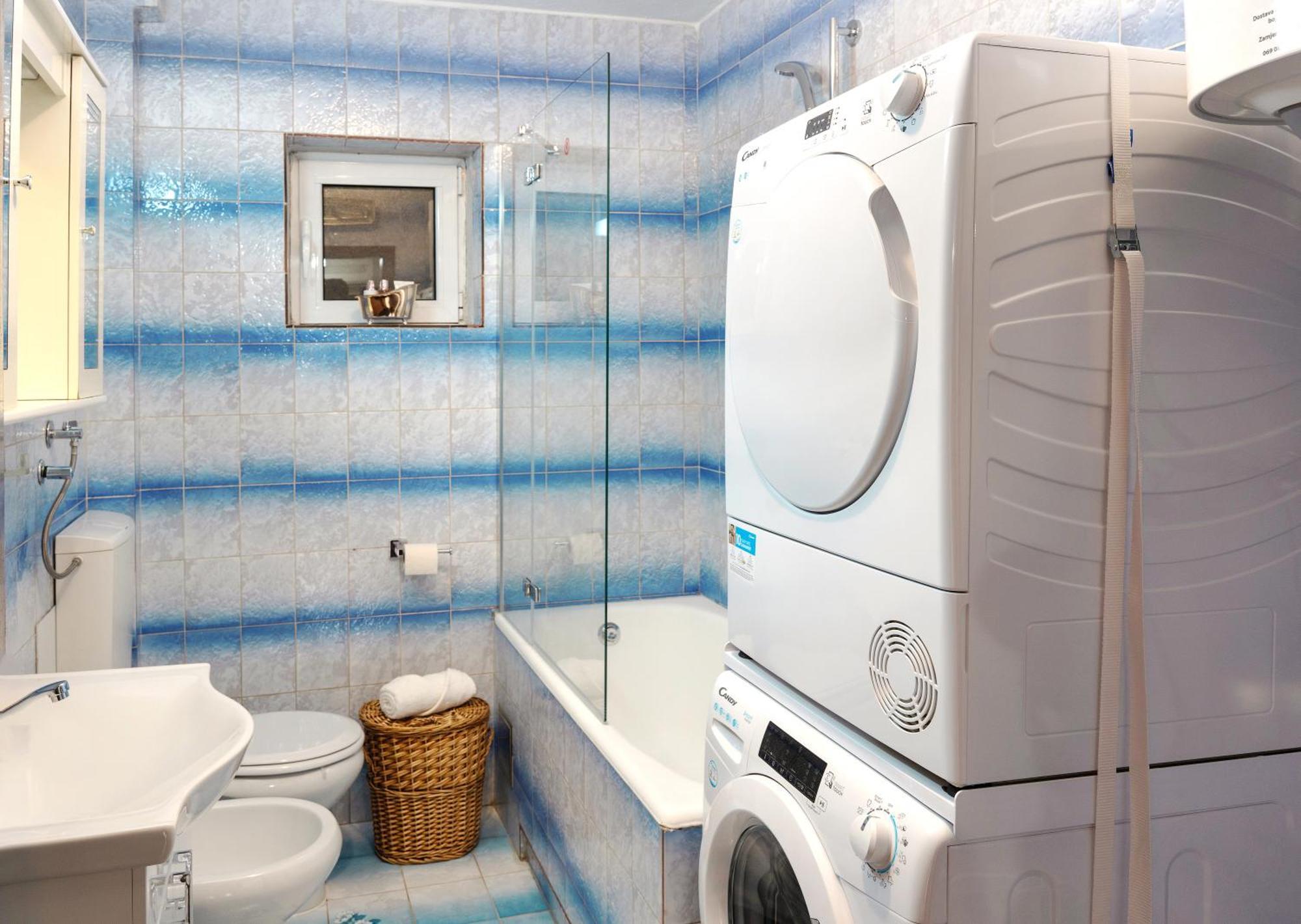 Apartment Busola Котор Екстериор снимка