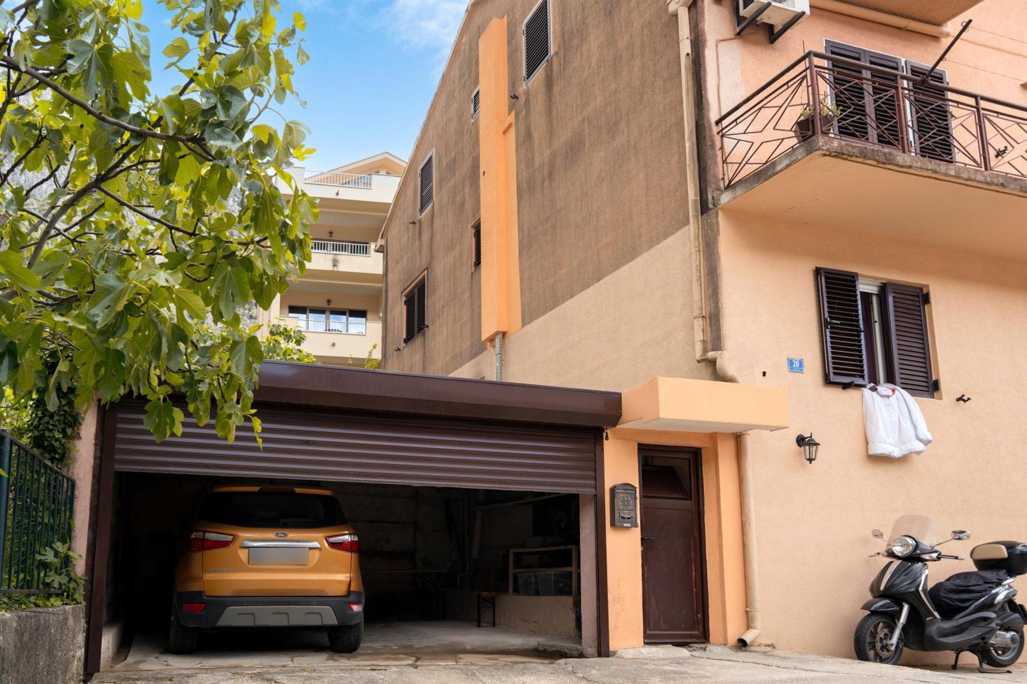 Apartment Busola Котор Екстериор снимка